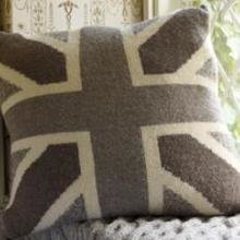 Union_20jack_20cushion_20260x310