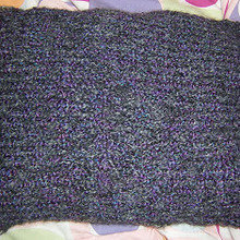 Knitting_and_moving_005