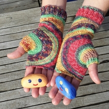 Circle-mitts-klein