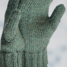 Doug_fir_mittens_4_small