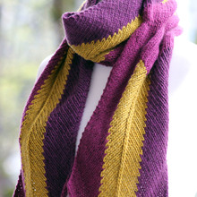 Mauve_and_mustard_scarf_cover_small