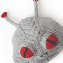 Alien-free-knitting-pattern-by-vanessa-mooncie-from-monster-hats-via-underground-crafter-4